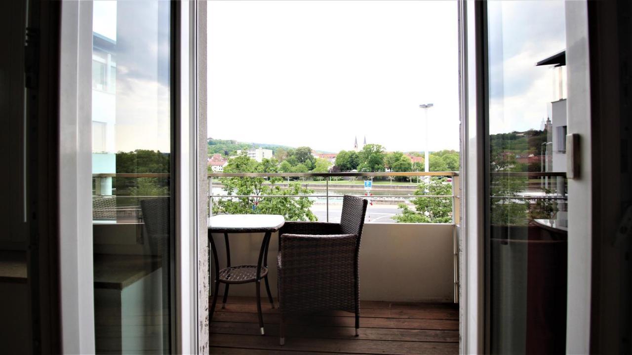 Luxury City Apartment - View Of River And Castle Вюрцбург Екстериор снимка